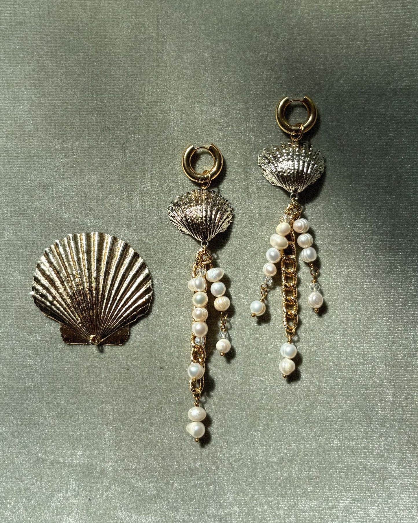 NEW Bellus Earrings