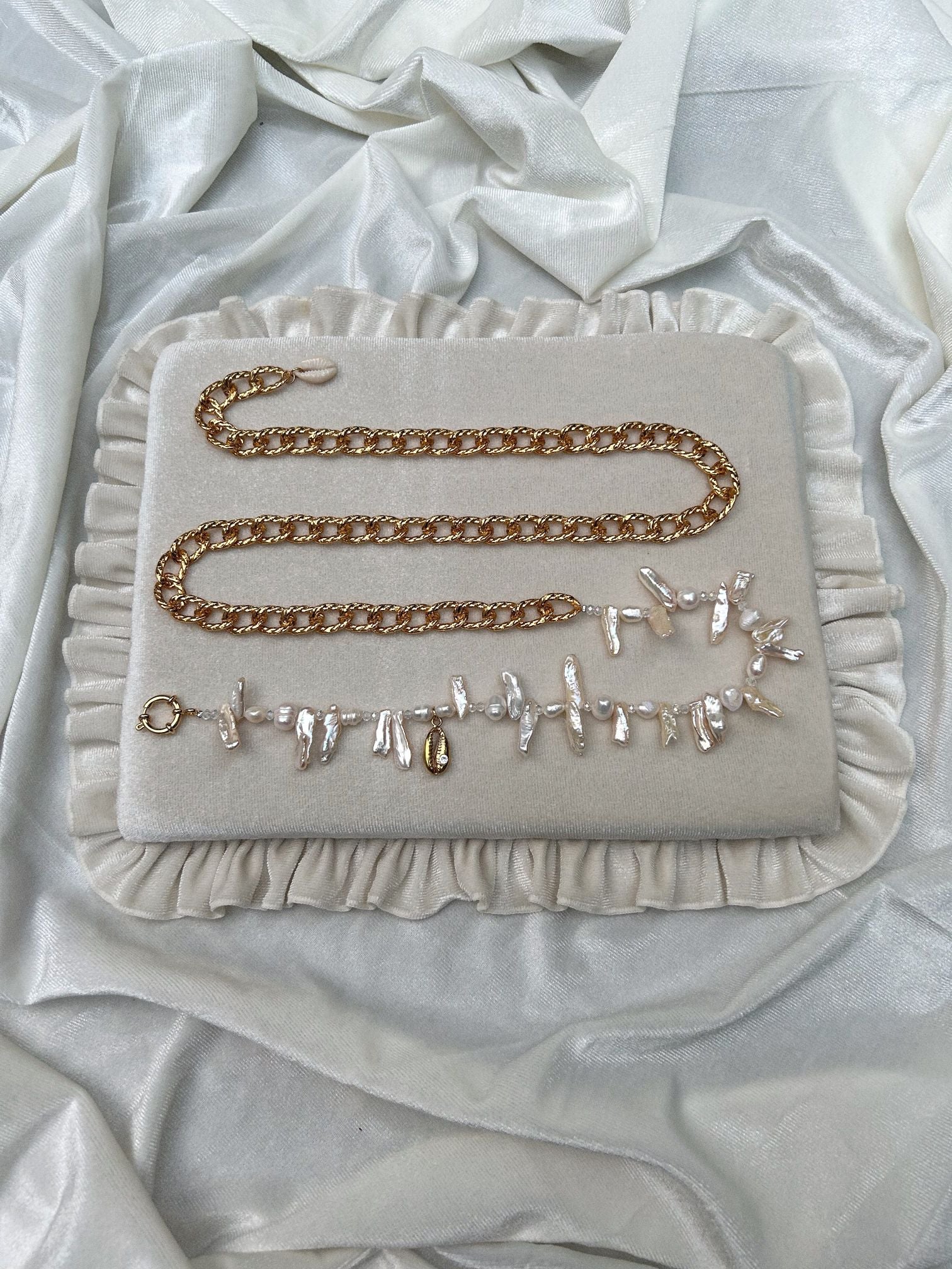 Heiana Belly Chain – Milky Shell