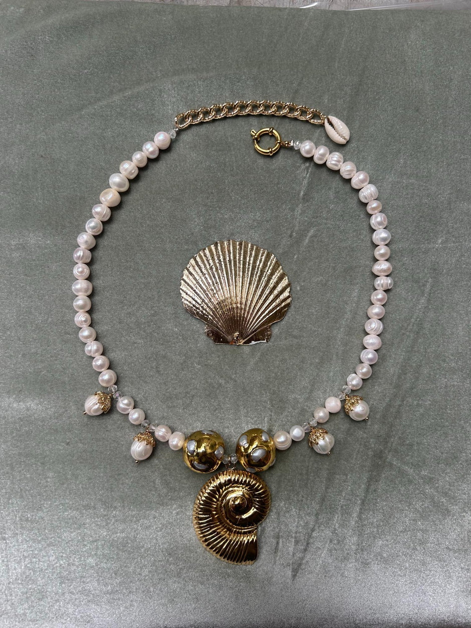 Necklaces – Milky Shell