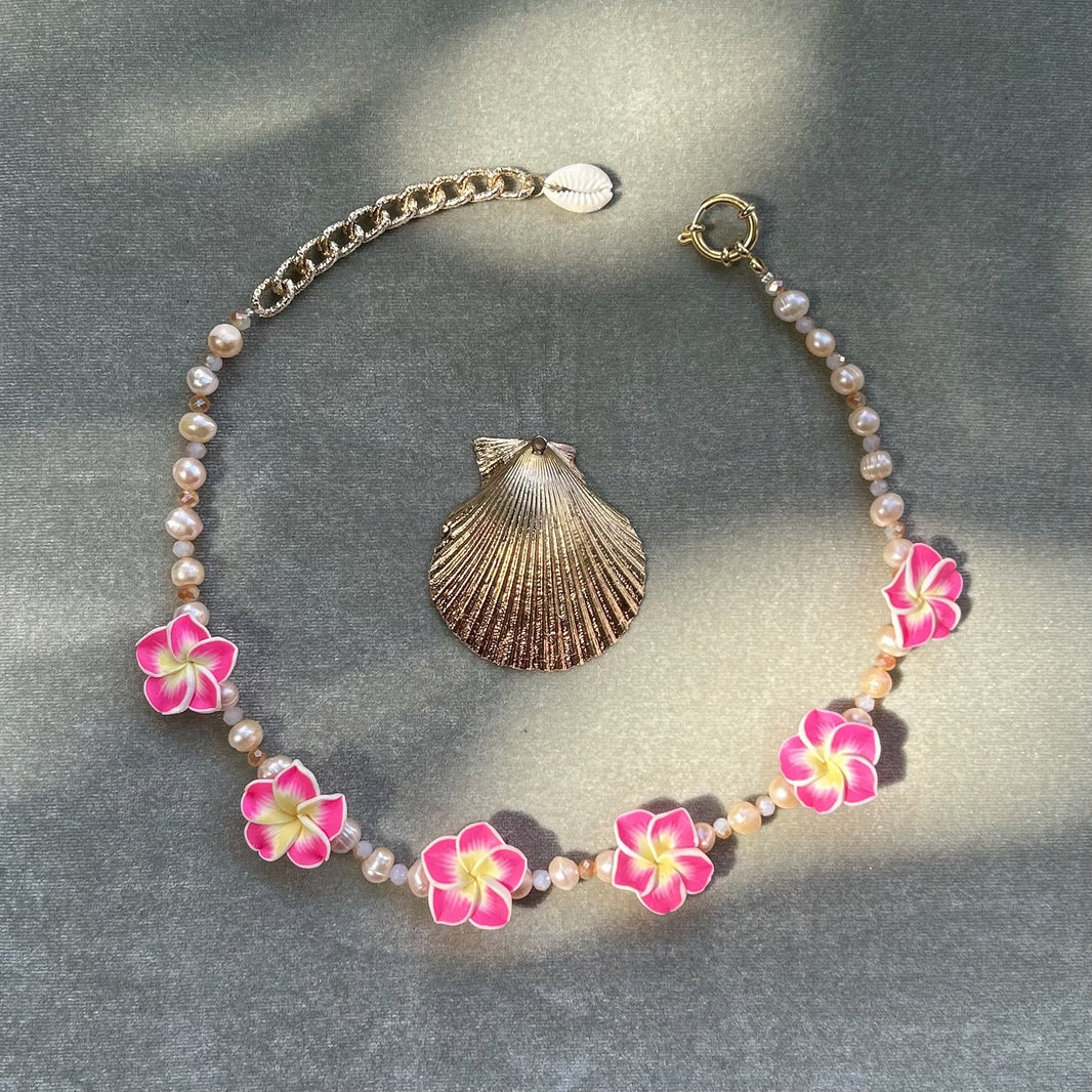 Necklaces – Milky Shell